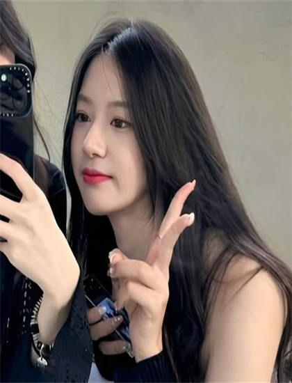 《梦想酒店毛里求斯》角色研究：主角的成长历程与心路变化 展现表演艺术的魅力