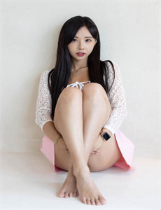 《色18欧美美女-爱情岛论坛免费观看路线二》