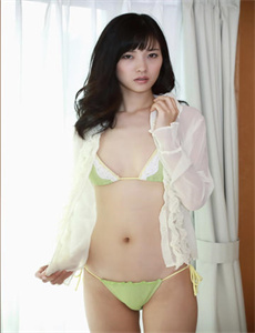 《媚药咖啡店-野花高清免费观看完整视频中文版》