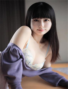 《将水果放在小洞里捣碎-人体蜈蚣2剧情》